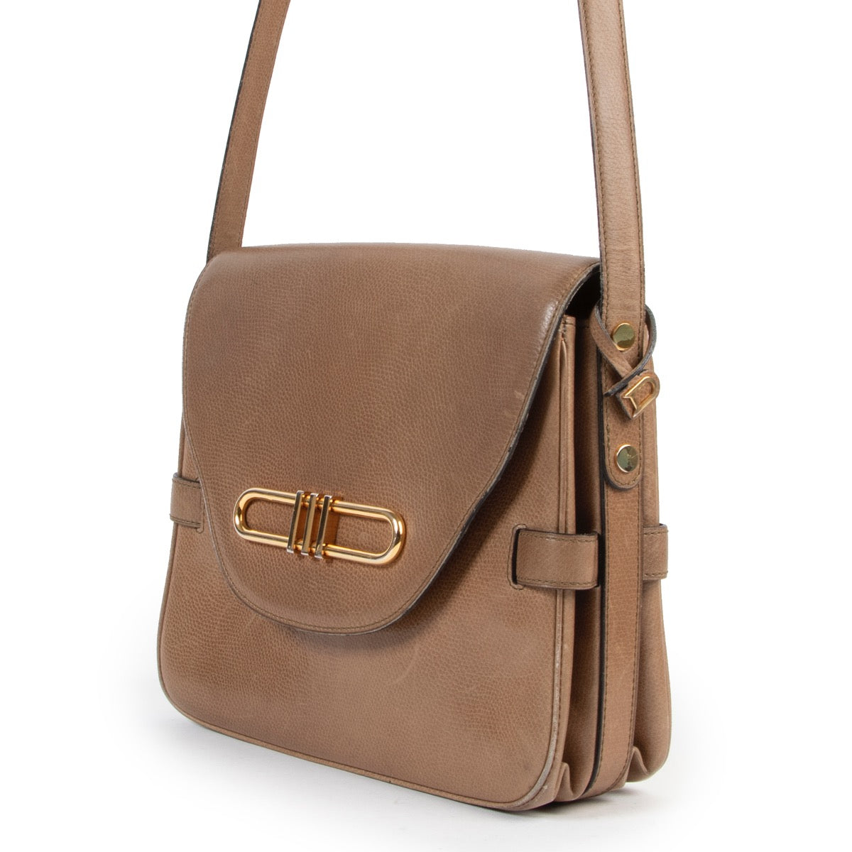 Shop safe online 100% authentic second hand Delvaux Taupe Crossbody Bag in good preloved condition at the right price at Labellov in Antwerp.