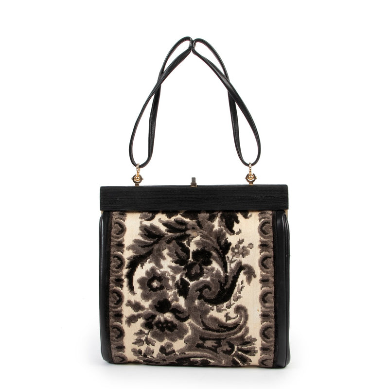 Shop safe online 100% authentic second hand Delvaux Vintage Black and White Top Handle Bag in good preloved condition at the right price at Labellov in Antwerp.