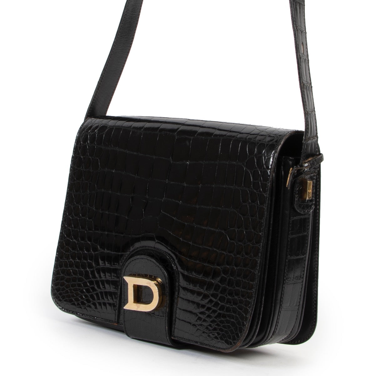 Shop safe online 100% authentic second hand Delvaux Black Croco Crossbody bag in very good condition at the right price at labellov in Antwerp.