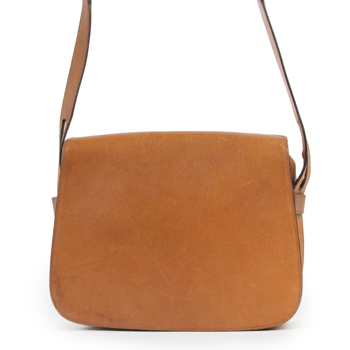 Shop safe online 100% authentic second hand Delvaux Vintage Cognac Leather Crossbody Bag at the right price at Labellov in Antwerp.