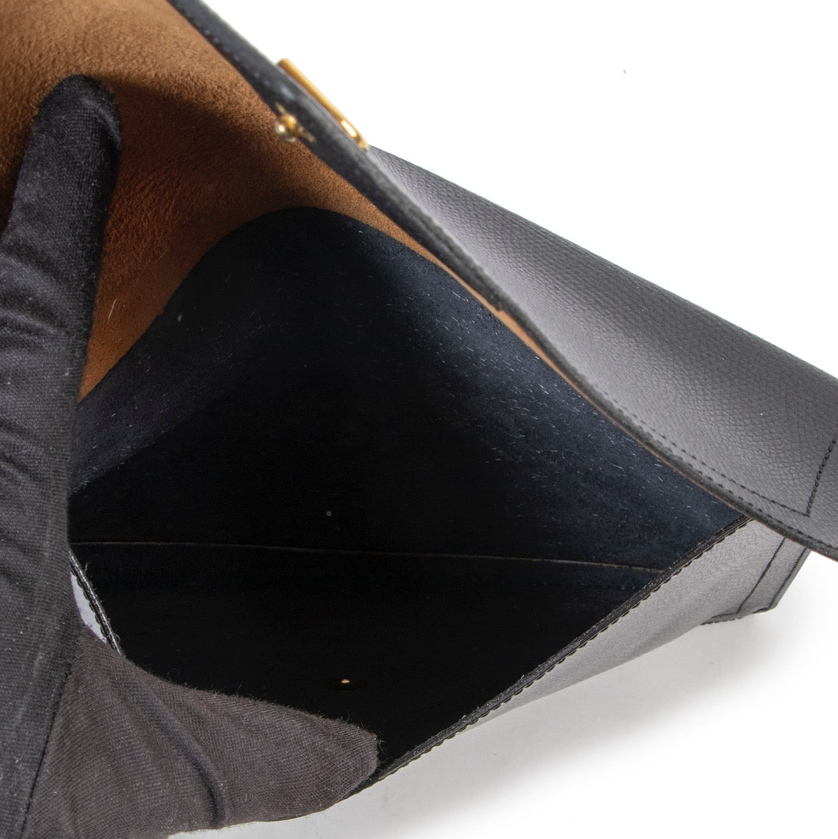 Buy these Delvaux Black Clutch D for a reasonable price at Labellov online or in store. Koop deze Delvaux Black Clutch D voor een redelijke prijs bij Labellov online of in de winkel.