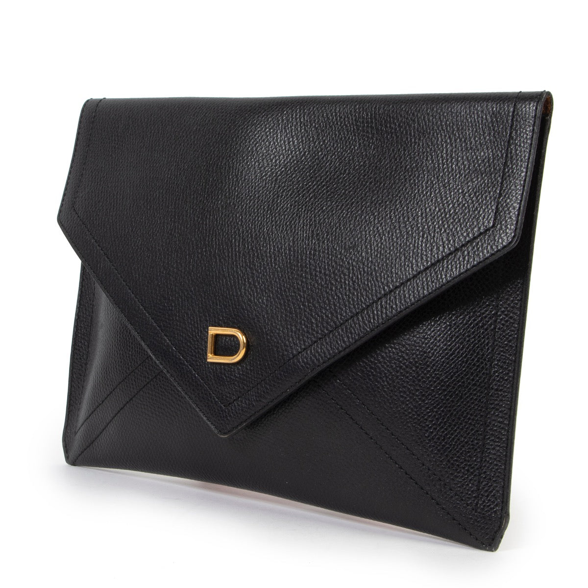 Buy these Delvaux Black Clutch D for a reasonable price at Labellov online or in store. Koop deze Delvaux Black Clutch D voor een redelijke prijs bij Labellov online of in de winkel.