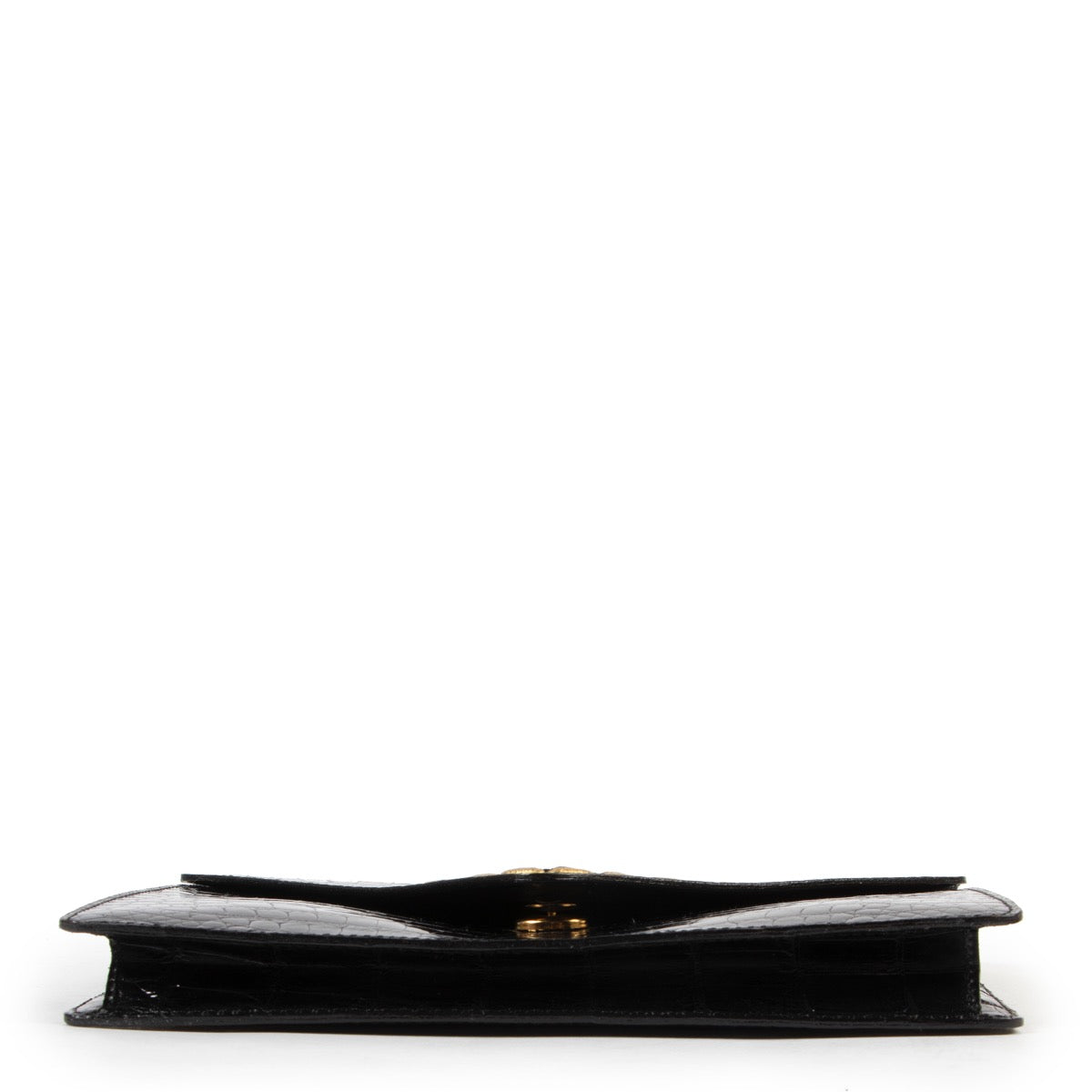 Buy these Delvaux Black Clutch Croco for a reasonable price at Labellov online or in store. Koop deze Delvaux Black Clutch Croco voor een redelijke prijs bij Labellov online of in de winkel.