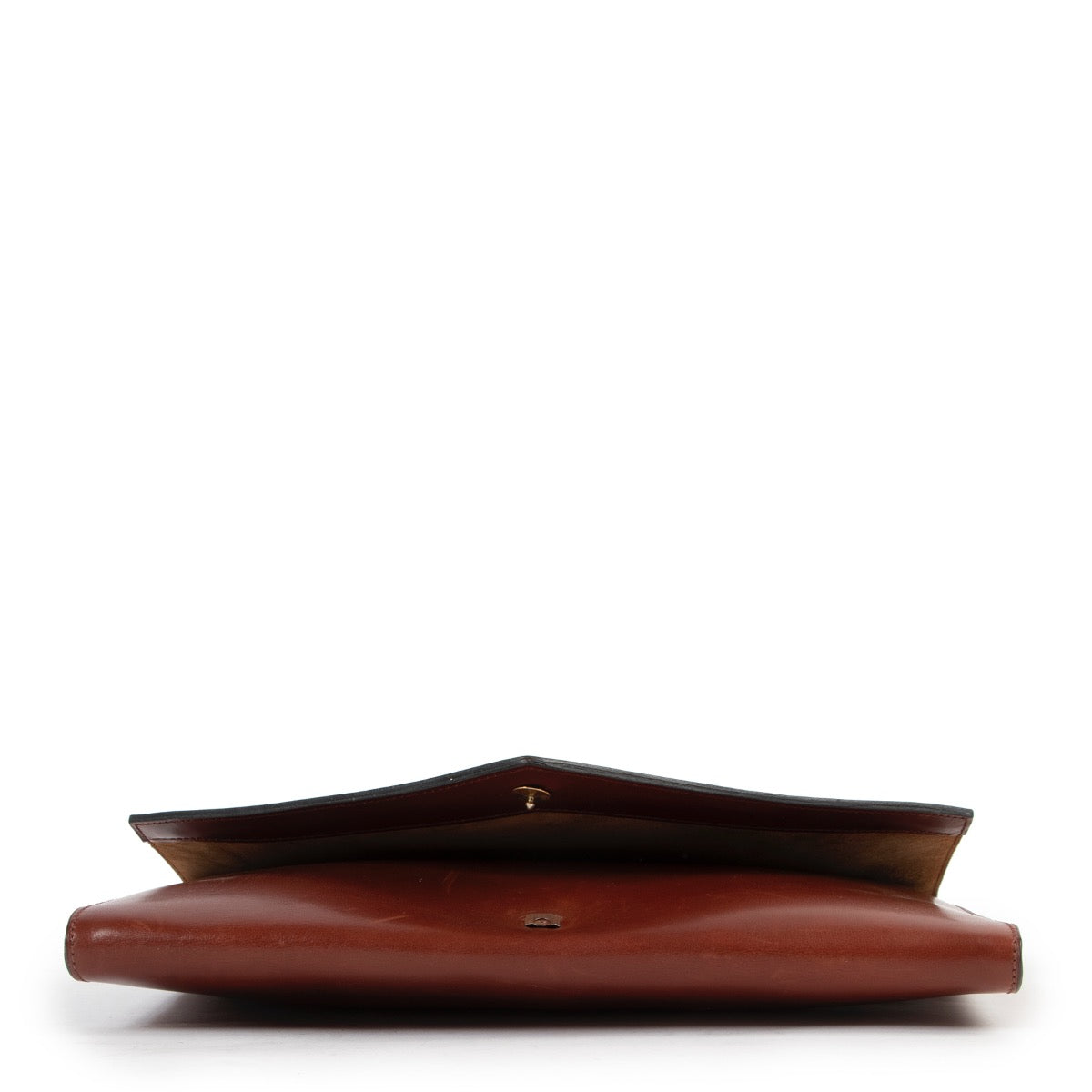 Buy these Delvaux Burgundy Clutch for a reasonable price at Labellov online or in store. Koop deze Delvaux Burgundy Clutch voor een redelijke prijs bij Labellov online of in de winkel.