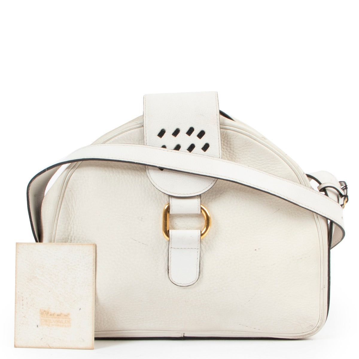 Buy these Delvaux White Leather Shoulder bag for a reasonable price at Labellov online or in store. Koop deze Delvaux White Leather Shoulder bag voor een redelijke prijs bij Labellov online of in de winkel.