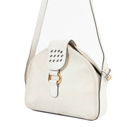 Buy these Delvaux White Leather Shoulder bag for a reasonable price at Labellov online or in store. Koop deze Delvaux White Leather Shoulder bag voor een redelijke prijs bij Labellov online of in de winkel.