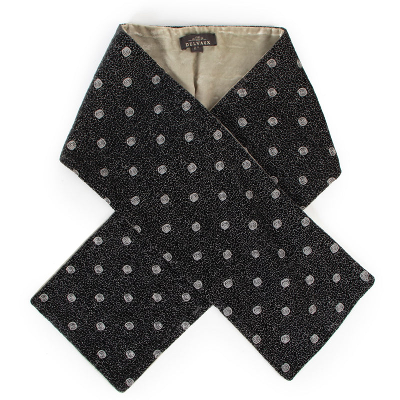 Buy this 100% authentic second hand Delvaux Blak Grey Velvet Scarf online or in store at Labellov