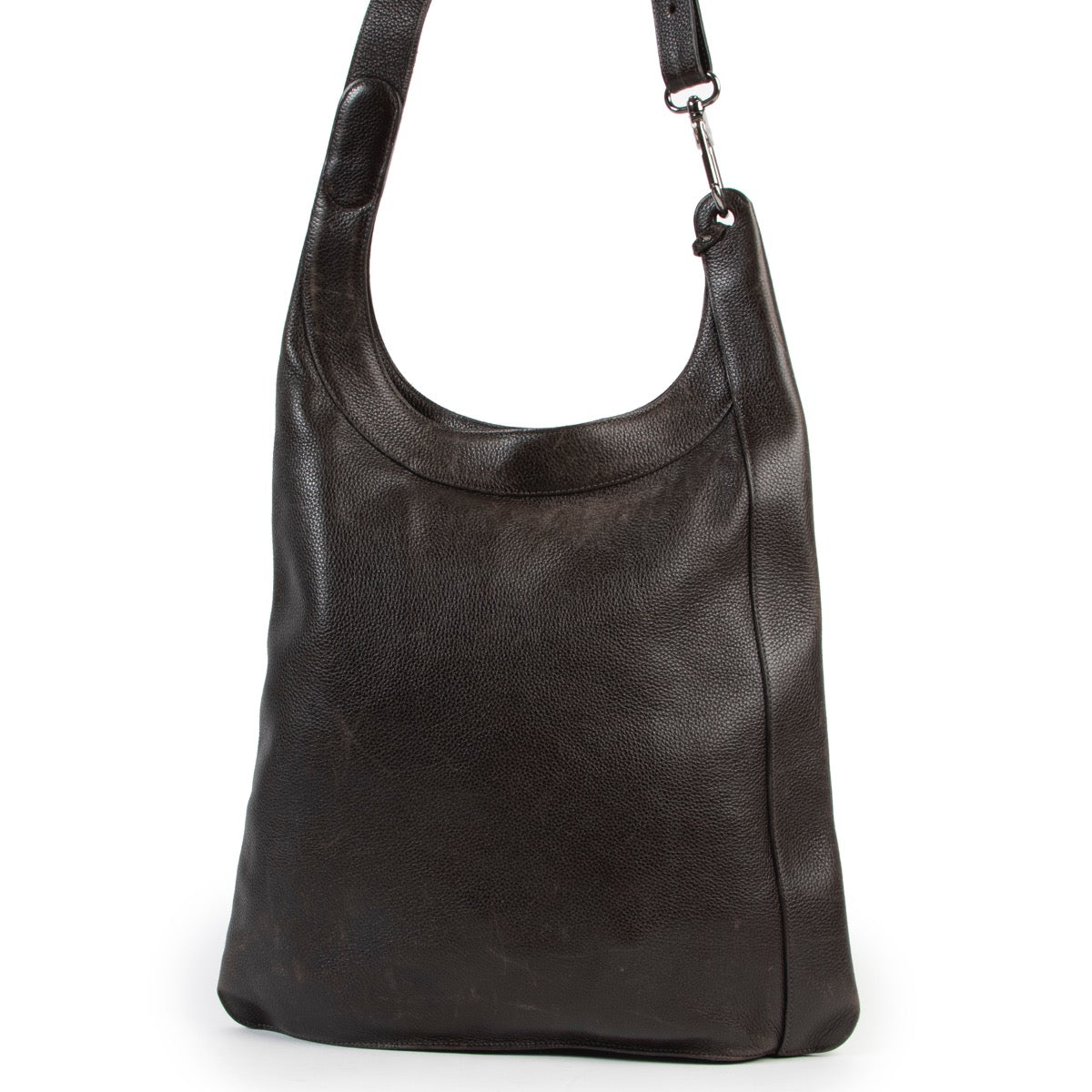 Buy these Delvaux Brown Leather Shoulder bag for a reasonable price at Labellov online or in store. Koop deze Delvaux Brown Leather Shoulder bag voor een redelijke prijs bij Labellov online of in de winkel.