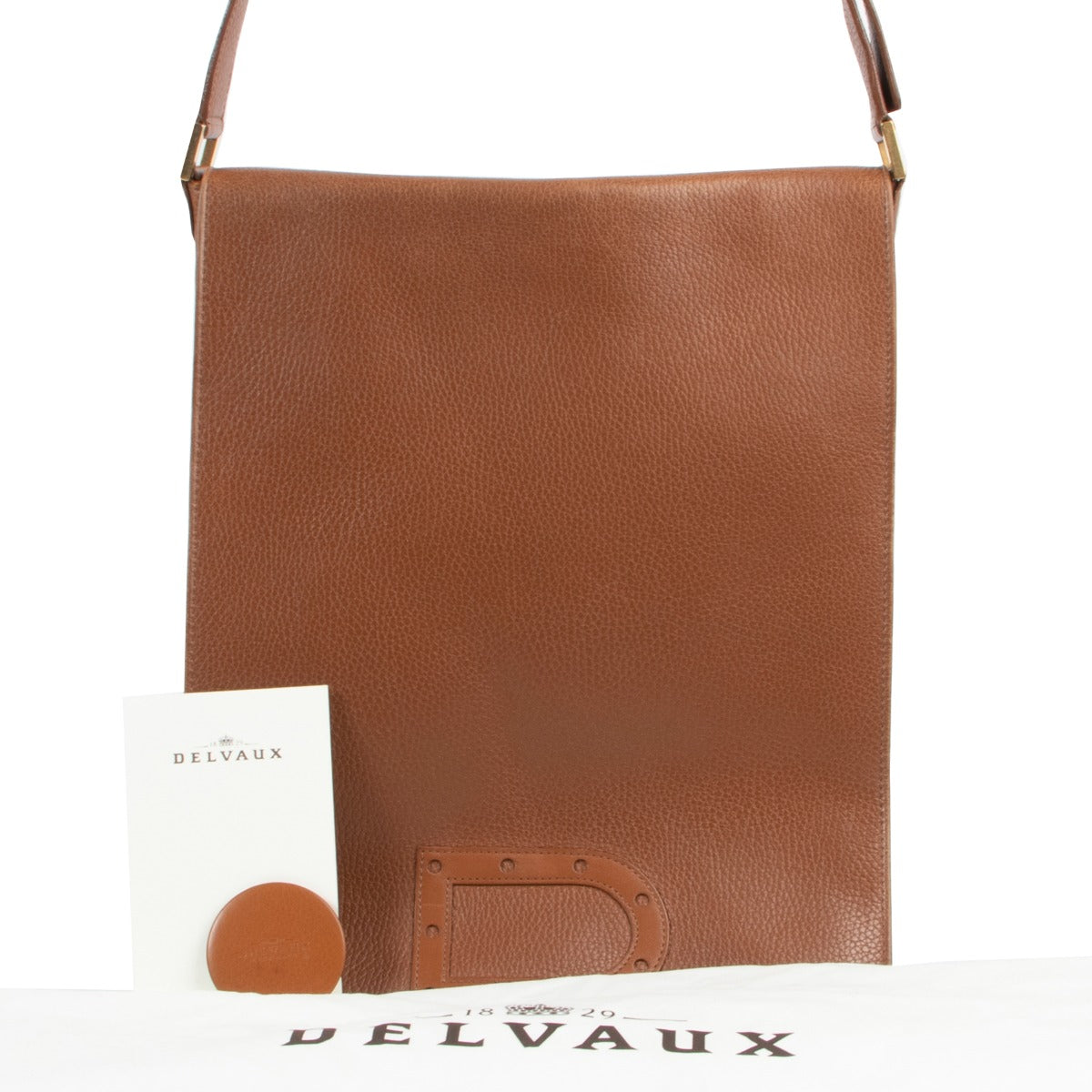 Buy this Delvaux Cognac Le Louise Baudrier GM Shoulder bag at a reasonable price online or in store.