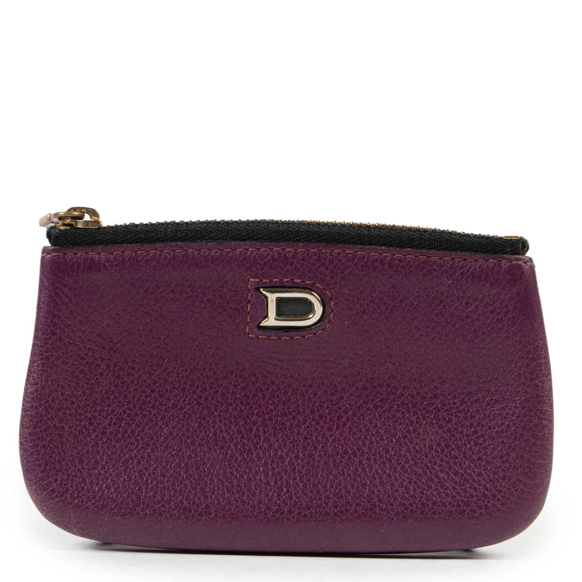 Delvaux Purple Leather Wallet in good condition on Labellov Luxury Vintage Site in original state and good price for designers items