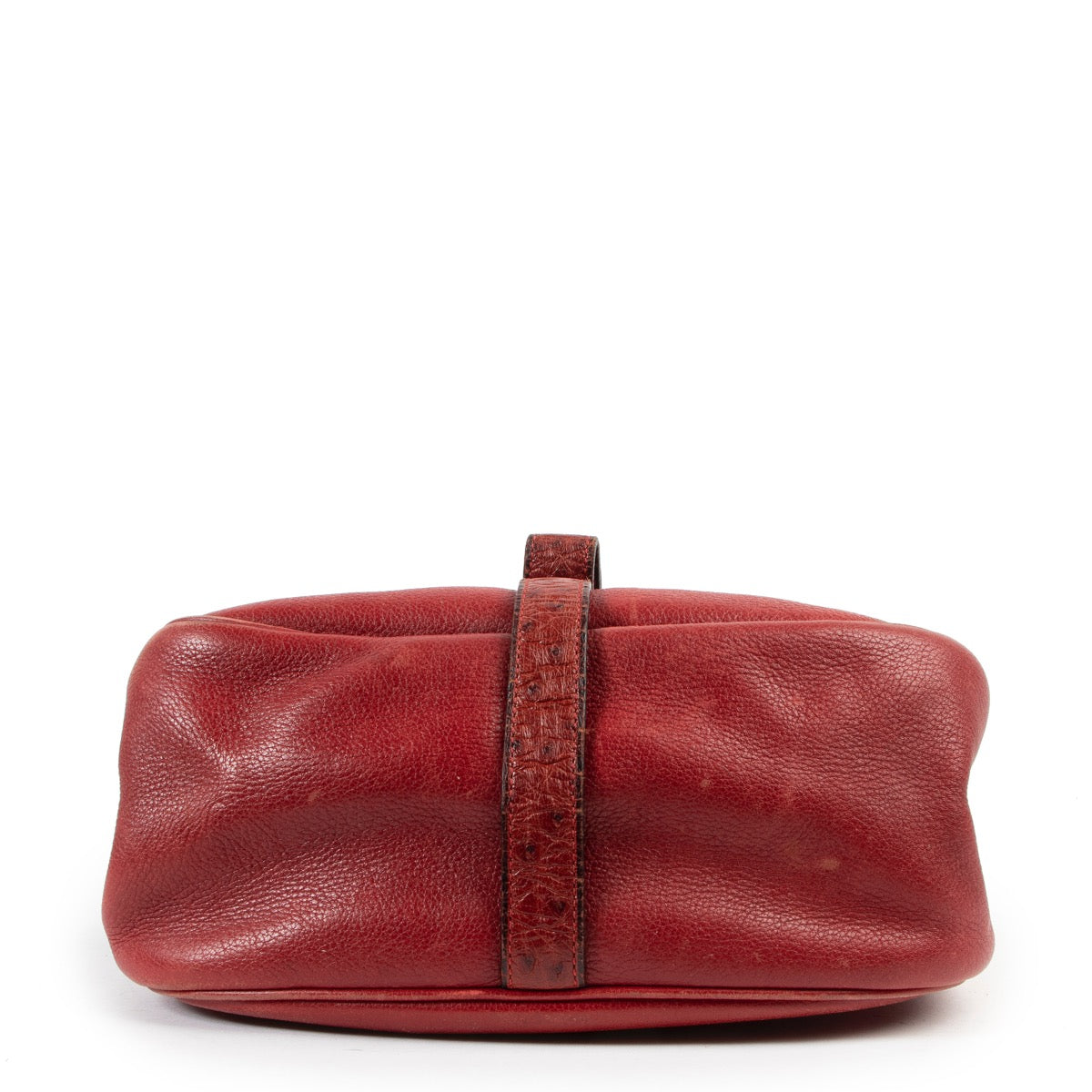 Shop safe online 100% authentic second hand Delvaux Red Ostrich Cerceau Shoulder Bag at the right price at Labellov in Antwerp.