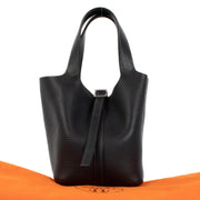 acheter en ligne pour le meilleur prix Hermès Bleu Togo Lock Bag. shop veilig online jouw tweedehands Hermès Blue Togo Lock Bag. looking for a secondhand Hermès Blue Togo Lock Bag?