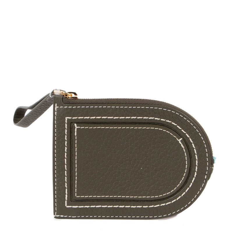 Buy these Delvaux Green Taurillon D Wallet for a reasonable price at Labellov online or in store. Koop deze Delvaux Green Taurillon D Wallet voor een redelijke prijs bij Labellov online of in de winkel.