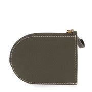 Buy these Delvaux Green Taurillon D Wallet for a reasonable price at Labellov online or in store. Koop deze Delvaux Green Taurillon D Wallet voor een redelijke prijs bij Labellov online of in de winkel.