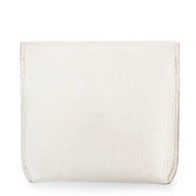 Buy these Delvaux White Leather Wallet for a reasonable price at Labellov online or in store. Koop deze Delvaux White Leather Wallet voor een redelijke prijs bij Labellov online of in de winkel.