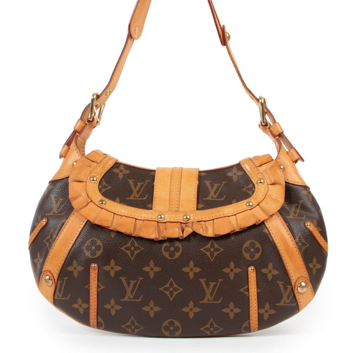 Buy and sell your designer items such as this Louis Vuitton Leonor Monogram Shoulder bag available online or in store at Labellov in Antwerp.