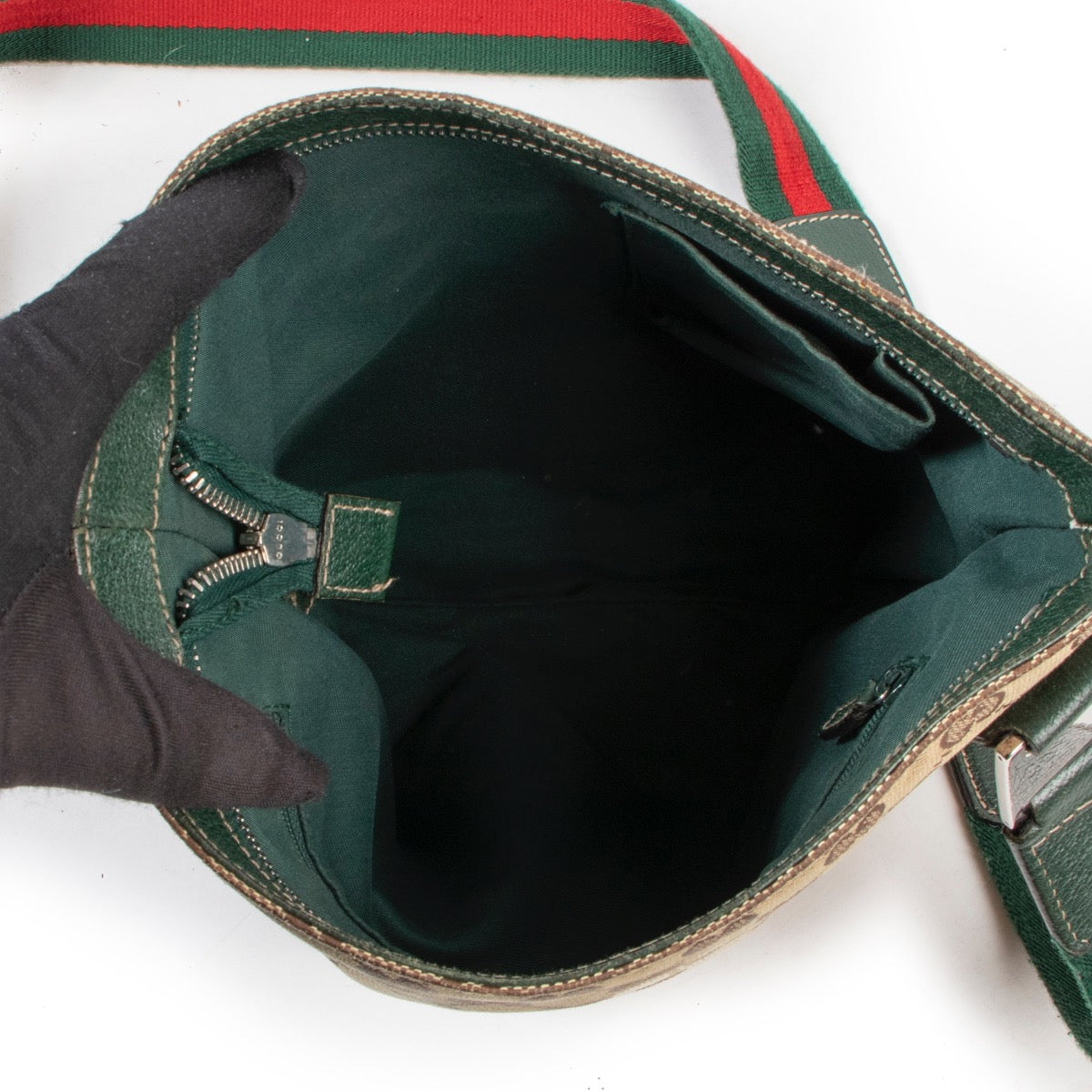 Gucci Monogram Messenger Crossbody online or in store available at Labellov Antwerp. Buy and sell your designer items at a reasonable price.