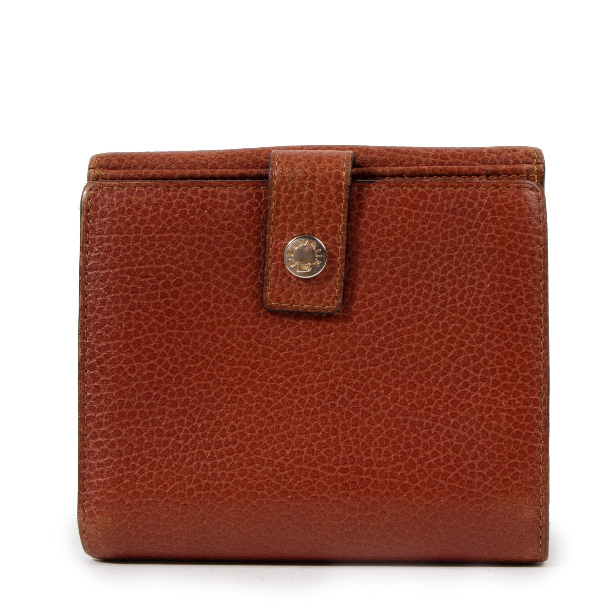 Buy an authentic vintage Delvaux Brown Leather Wallet in good condition at Labellov Antwerp.