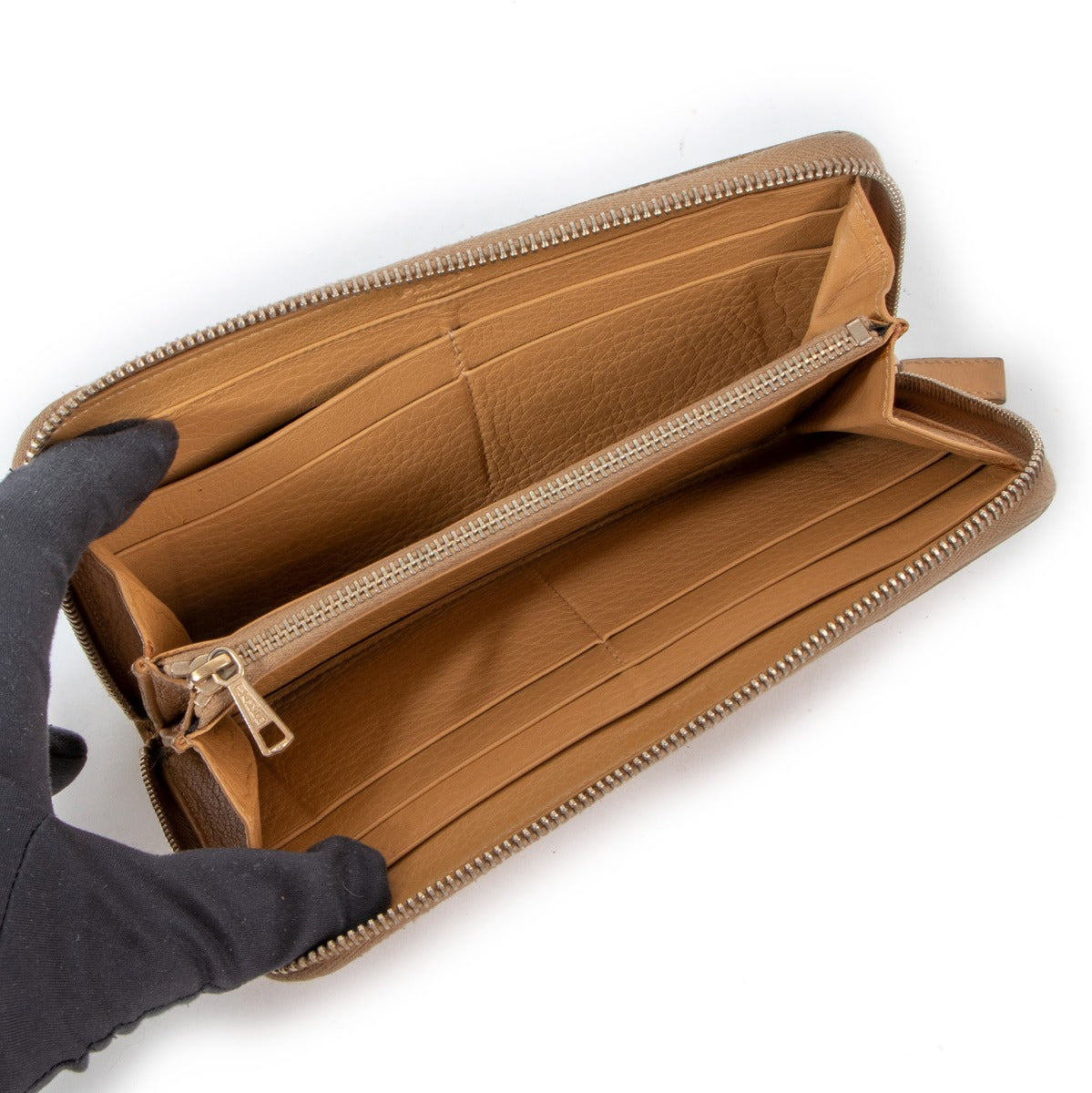 Prada Beige Leren Lange Ritsportemonnee