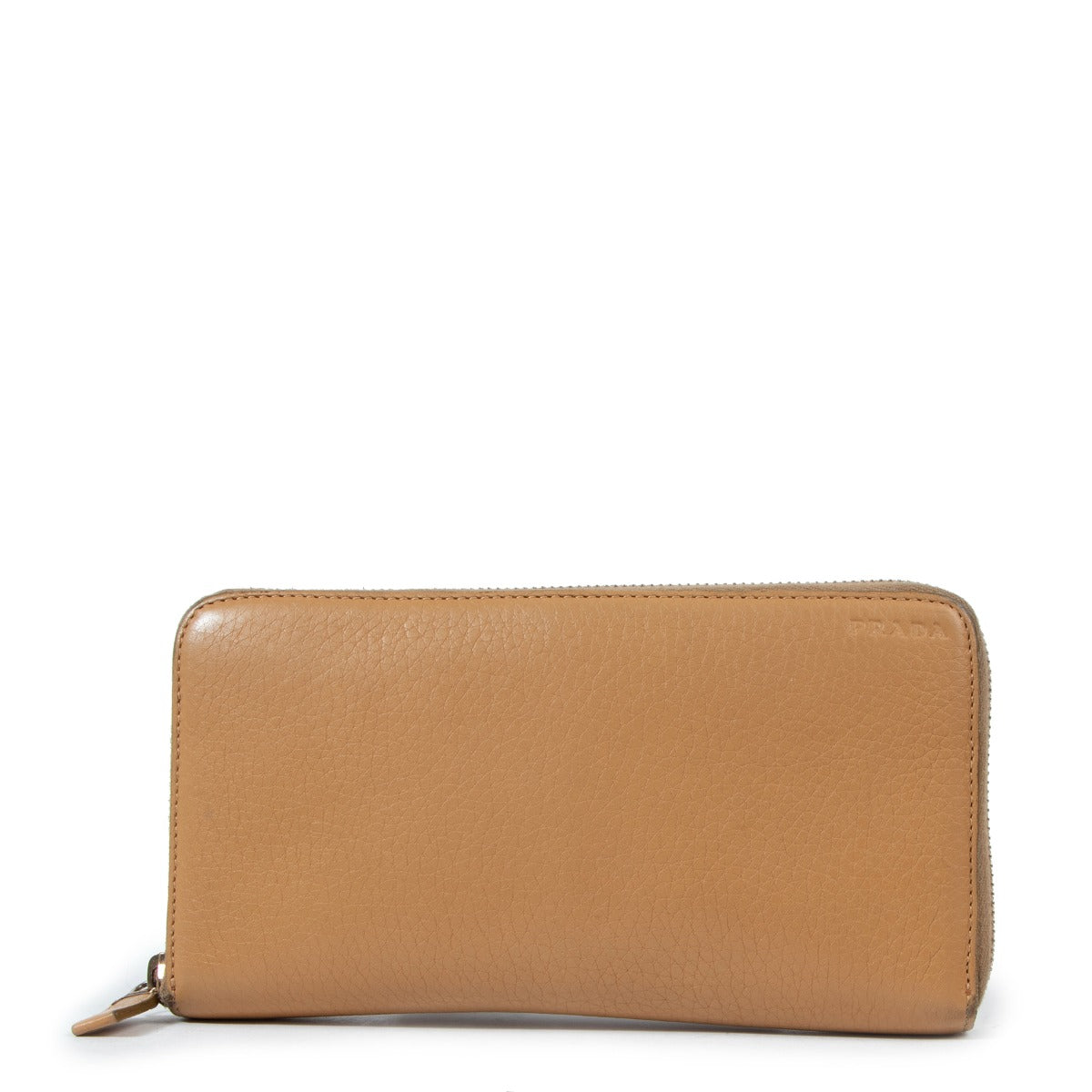 Buy an authentic vintage Prada Beige Leather Long Zipper Wallet in good condition at Labellov Antwerp.