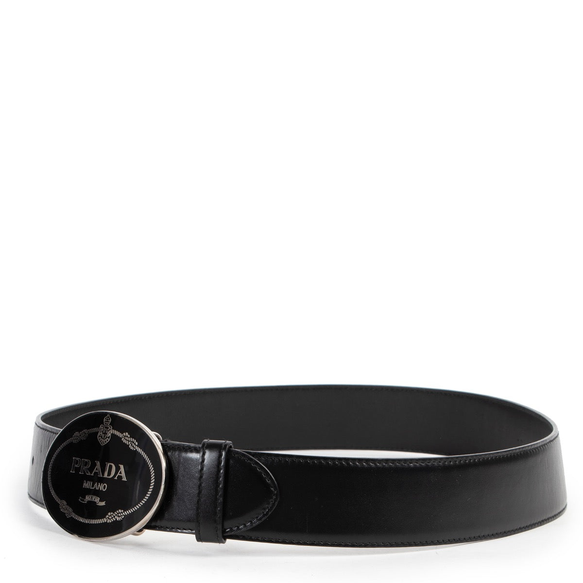 Shop safe online 100% authentic second hand Prada Black Leather Belt - Size 80 in excellent, very good condition the right price at labellov in Antwerp.