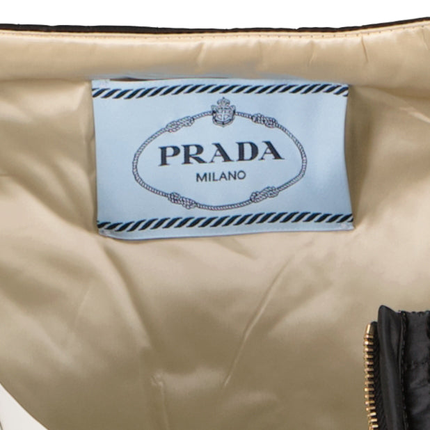 Doudoune Prada noire matelassée à logo – Taille IT 46