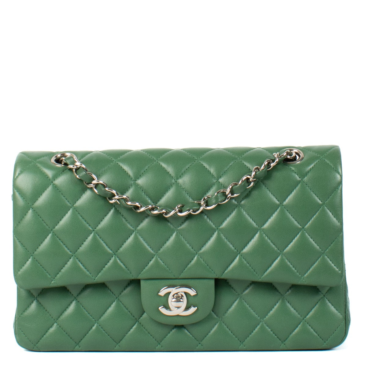 Shop safe online at Labellov in Antwerp, Brussels and Knokke this 100% authentic second hand Chanel Green Lambskin Medium Classic Flap Bag
