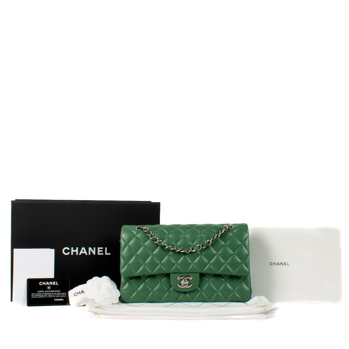 Shop safe online at Labellov in Antwerp, Brussels and Knokke this 100% authentic second hand Chanel Green Lambskin Medium Classic Flap Bag