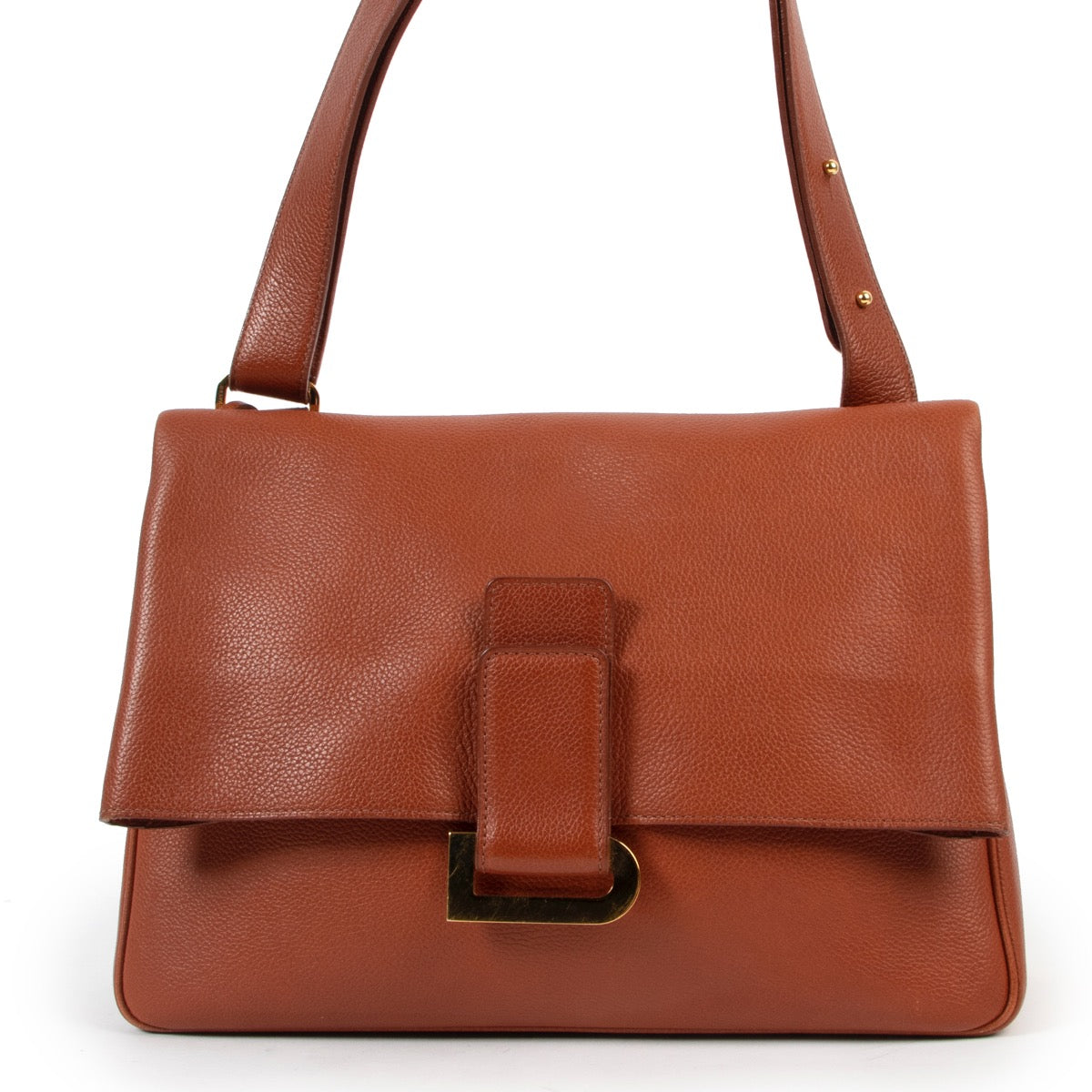 Shop safe online 100% authentic second hand Delvaux Brown Relais Trotteur Alezan Shoulder Bag in very good condition at the right price at Labellov in Antwerp.