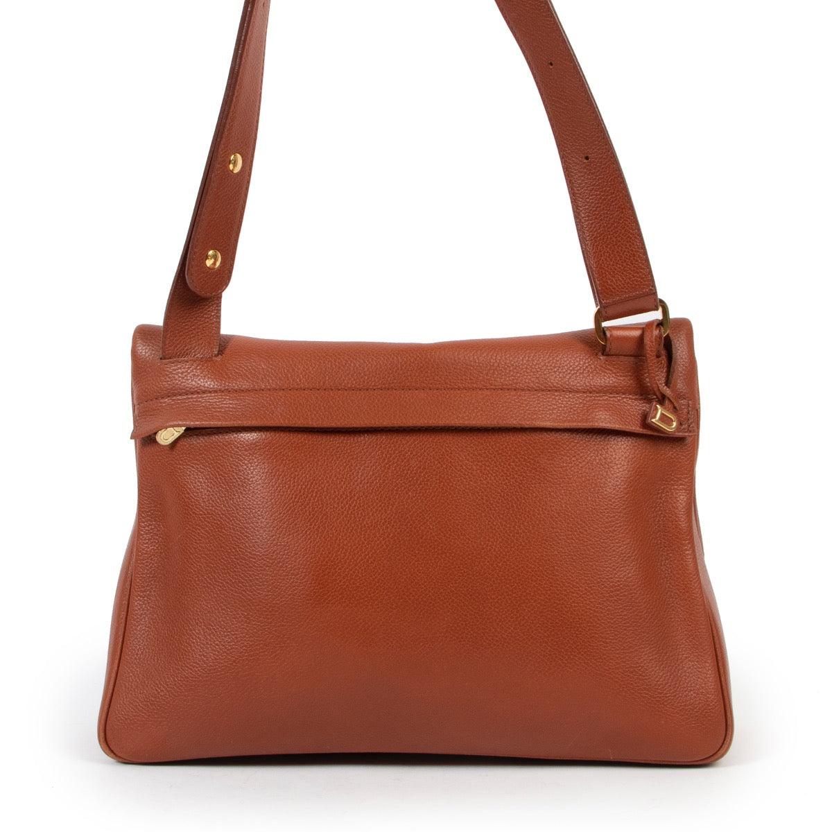 Shop safe online 100% authentic second hand Delvaux Brown Relais Trotteur Alezan Shoulder Bag in very good condition at the right price at Labellov in Antwerp.