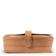 Shop safe online 100% authentic second hand Delvaux Nude Kate GM Crossbody Bag at the right price at labellov in Antwerp.