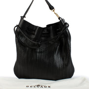 Delvaux Black Toile de Cuir Shoulder Bag aan de beste prijs bij Labellov tweedehands luxe in Antwerpen en Knokke