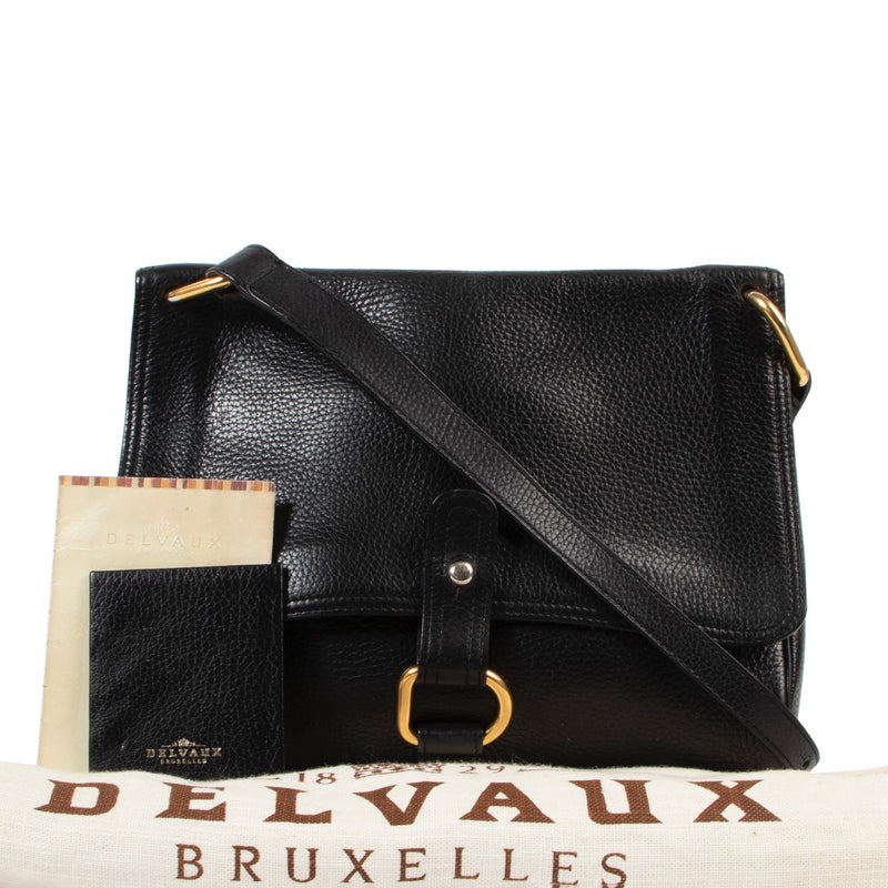 delvaux-black-crossbody available to be bought at Labellov online or in store for a fair price. Come by in store or shop online!