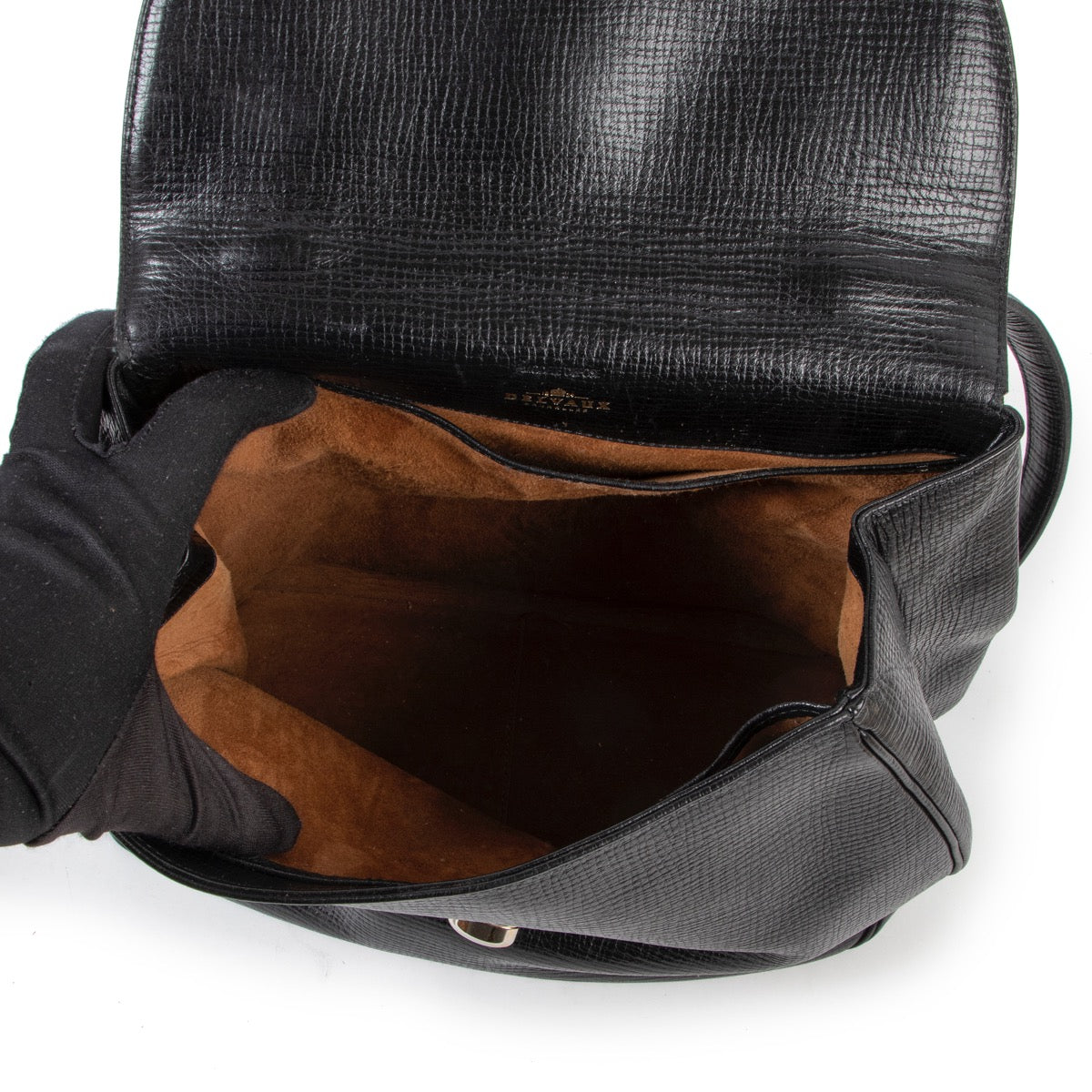 Buy this Delvaux Black Shoulder bag at Labellov in good condition.