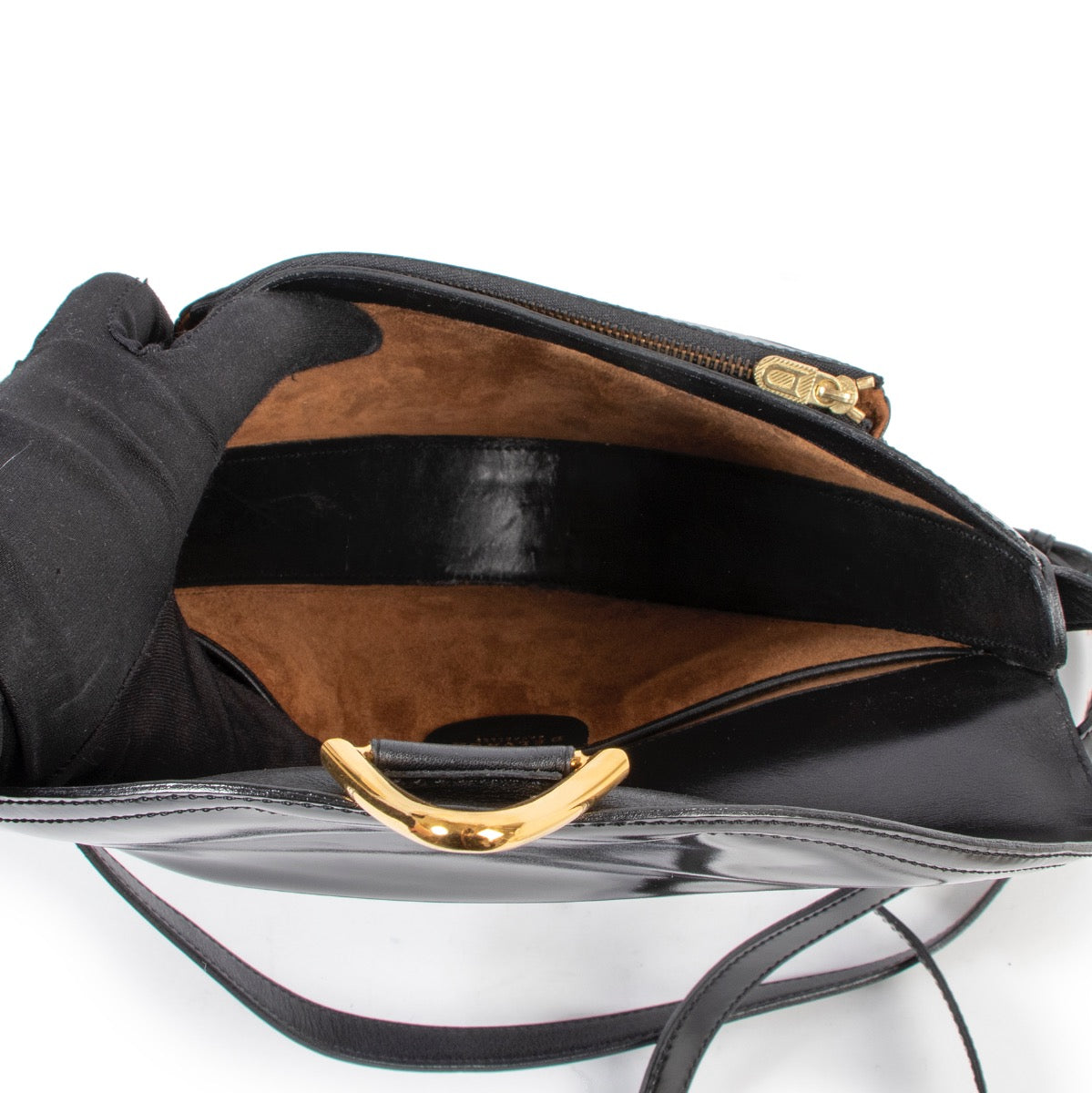 Shop safe online 100% authentic second hand Delvaux Black Patent Leather Triangle Crossbody Bag in very good condition at the right price at Labellov in Antwerp.