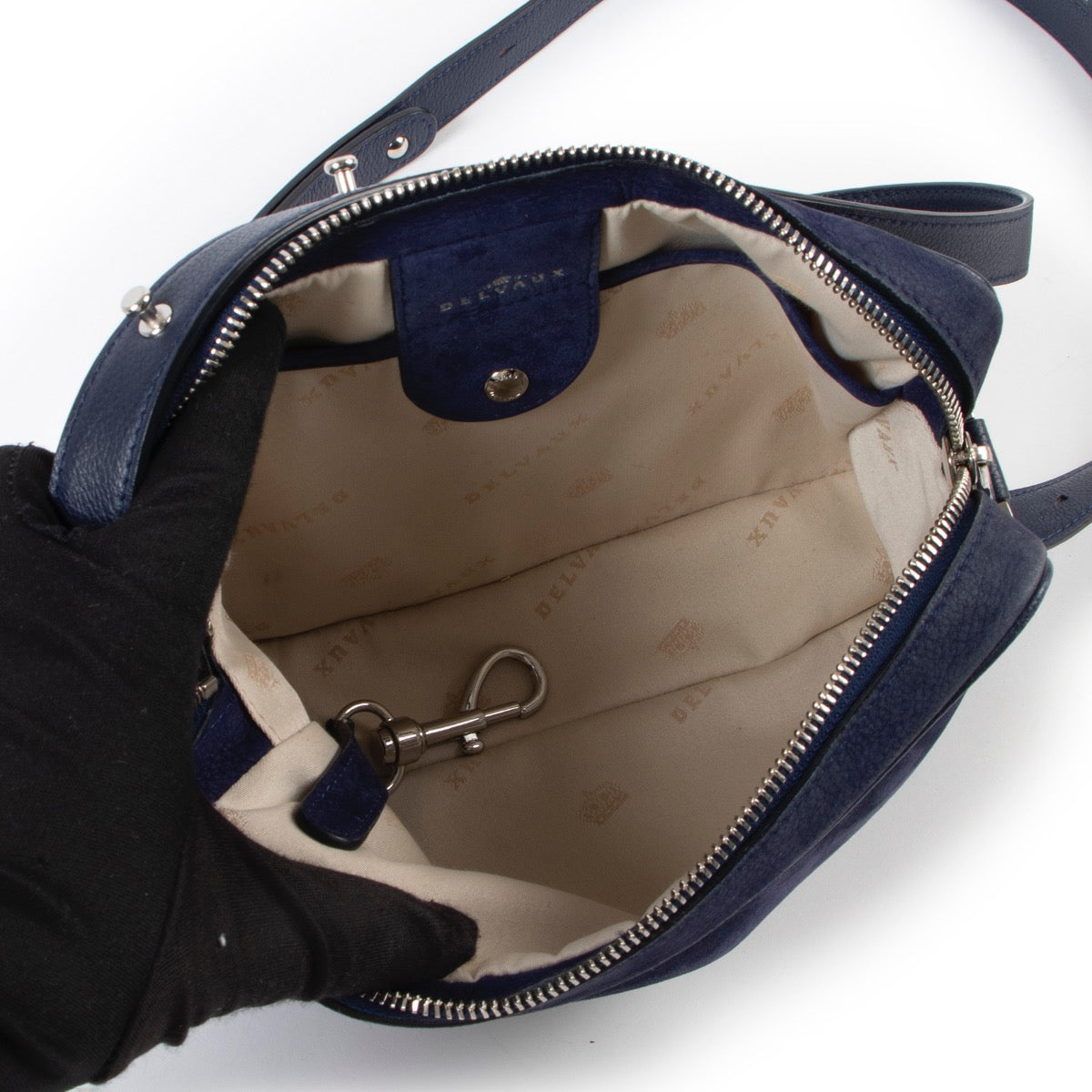 Buy an authentic second hand Delvaux Louise Cross Over bag at Labellov