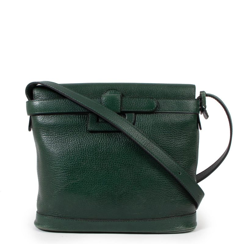 Buy an authentic second hand Delvaux Vintage Green Leather Crossbody bag in good condition at Labellov