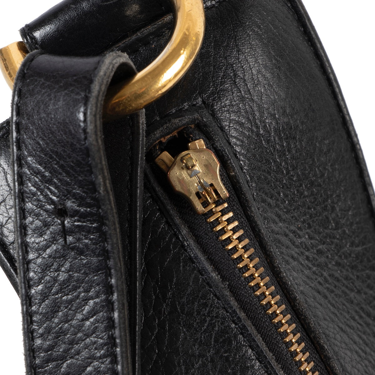 Shop safe online 100% authentic second hand Delvaux Black Leather Acacia Crossbody Bag at Labellov in Antwerp.