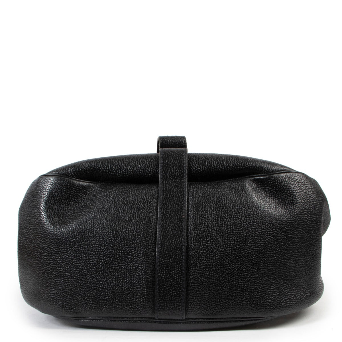Buy this Delvaux Blue Cerceau Shoulder Bag at Labellov in store or online. Buy and sell your designer items.