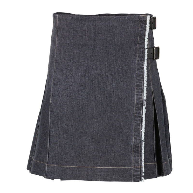 Buy online an authentic second hand Burberry London black pleated denim bottom - Size: 36 in very good condition at Labellov in Antwerp.