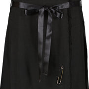 Shop safe online at Labellov in Antwerp this 100% authentic second hand Burberry Black Linen Skirt - Size EU 34