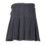 Buy online an authentic second hand Burberry London black pleated denim bottom - Size: 36 in very good condition at Labellov in Antwerp.