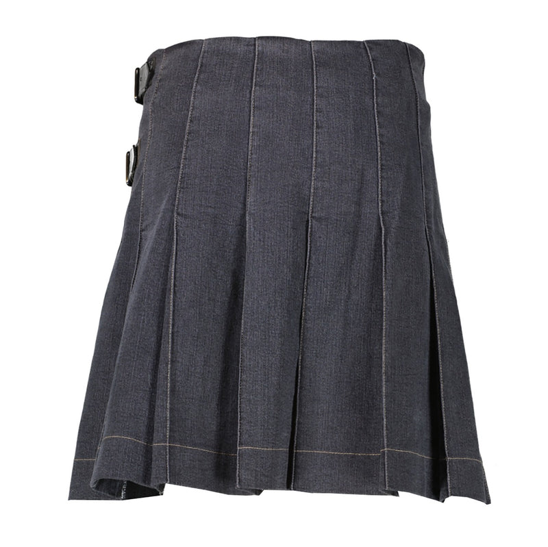 Buy online an authentic second hand Burberry London black pleated denim bottom - Size: 36 in very good condition at Labellov in Antwerp.