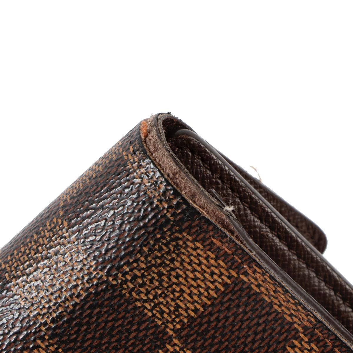 Shops safe online at Labellov in Antwerp this 100% authentic second hand Louis Vuitton Porte-Tresor Etui Papiers Damier Ebene Wallet