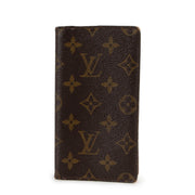 Buy an authentic second hand Louis Vuitton Monogram Passport Holder in good condition at Labellov
