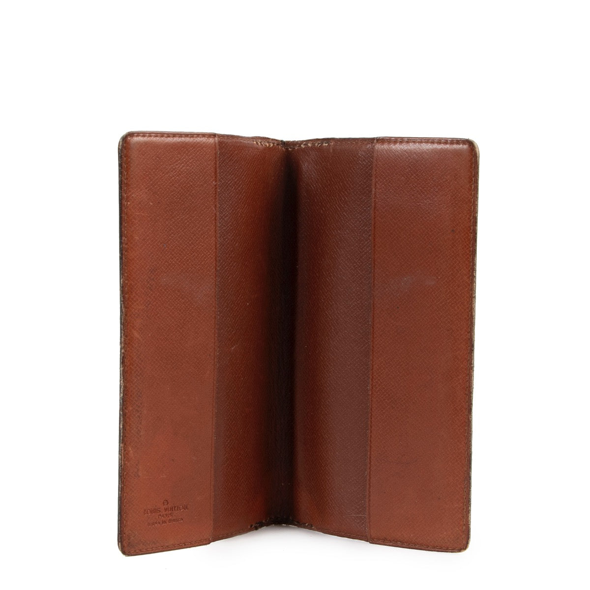 Buy an authentic second hand Louis Vuitton Monogram Passport Holder in good condition at Labellov