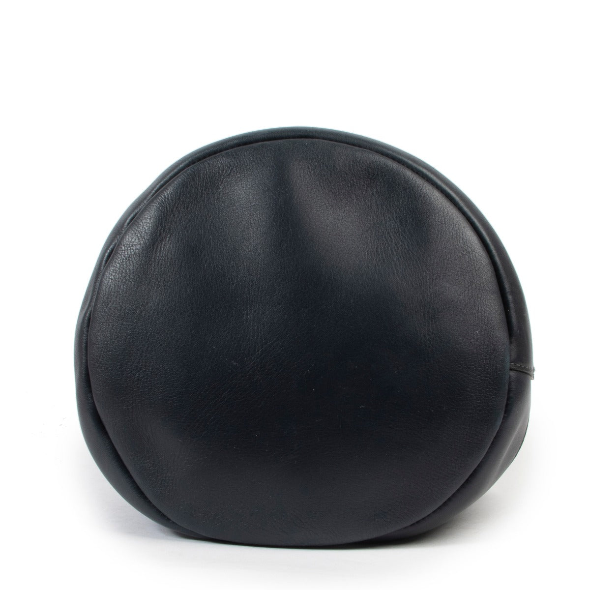 Buy and sell your designer items at Labellov, buy this Deux De Delvaux Blue Shoulder Bag online or in store for a fair price.