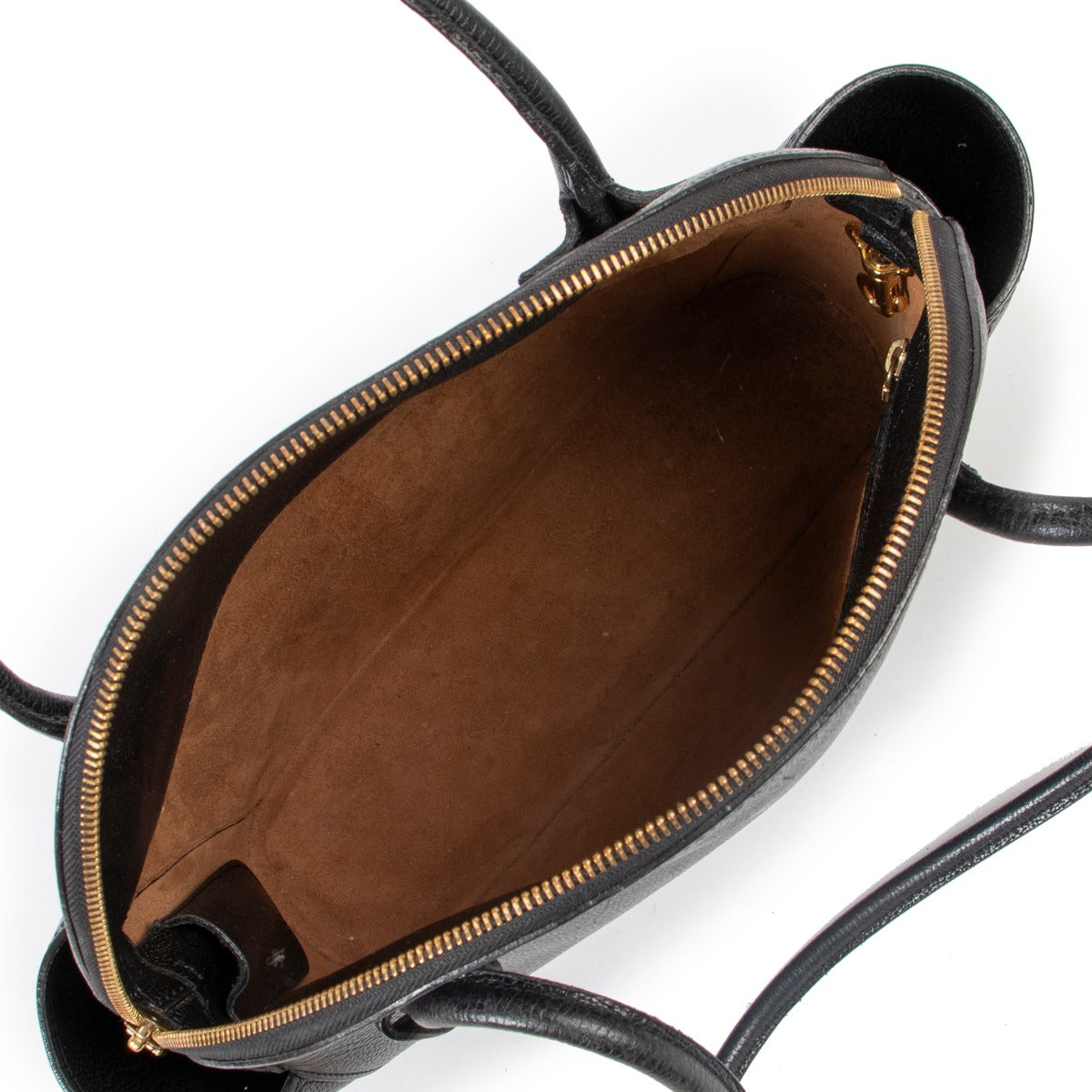 Buy this Delvaux Blue Shoulder Bag at Labellov for a reasonable price online or in store.
