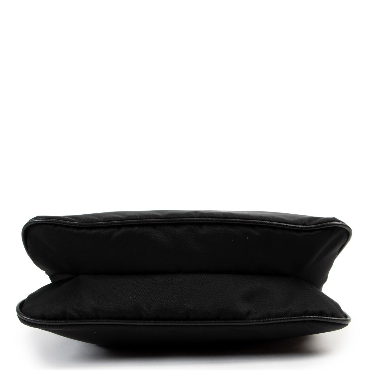 Shop second hand authentic luxury designer vintage Prada Black Nylon Messenger Bag at Labellov