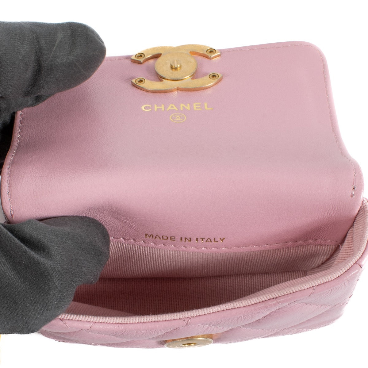 Shop safe online at Labellov in Antwerp, Brussels and Knokke this 100% authentic second hand Chanel Lilac Melody Micro Belt Waist Bag